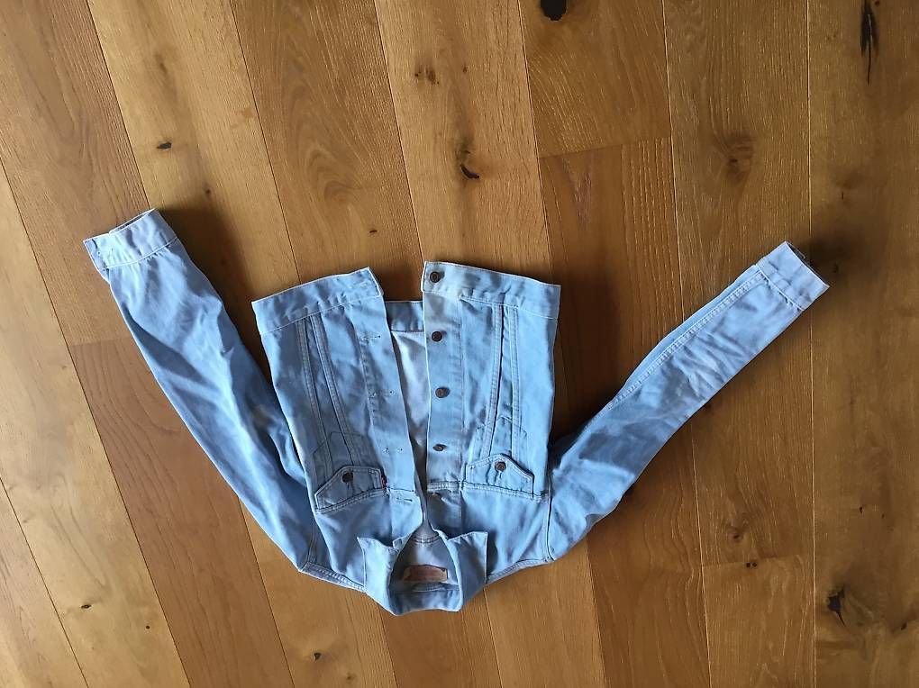 Levi's Giacche: Jeansjacke von Levis Gr. M hellblau – Usato da Büren zum Hof venduto da patrick2505