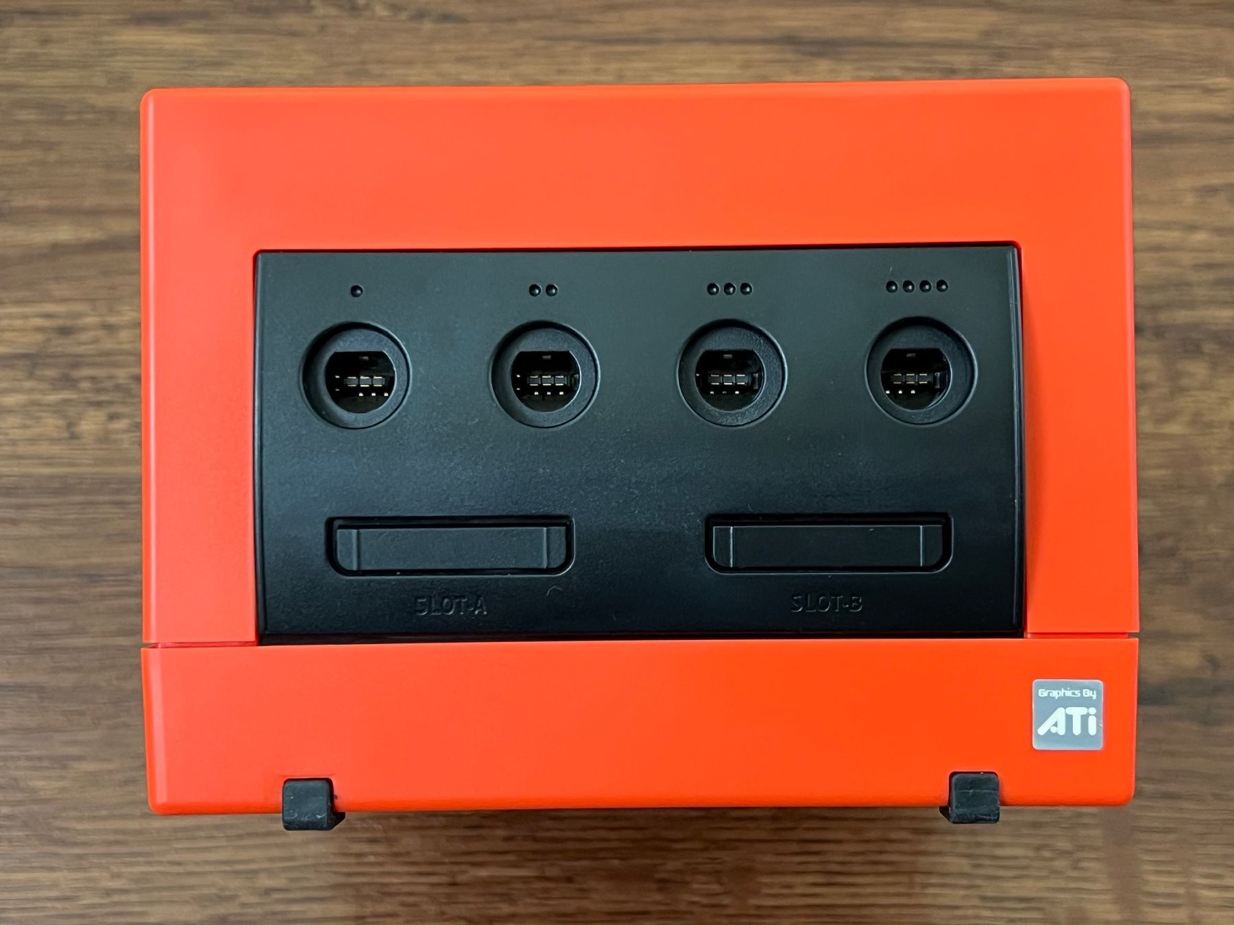 Nintendo Console: Nintendo Gamecube Custom Warm Red mit HDMI Adapter – Usato da Uttigen venduto da sonorsonic 2