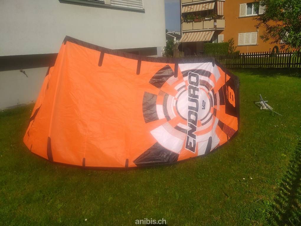 Ozone Aquilone: Ozone Enduro V2 8qm Fr. 300.- – Usato da Affoltern am Albis venduto da ab-z 2
