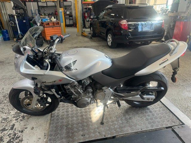 Honda Strada: Honda CB 600 F – Usato da Weinfelden venduto da paw14