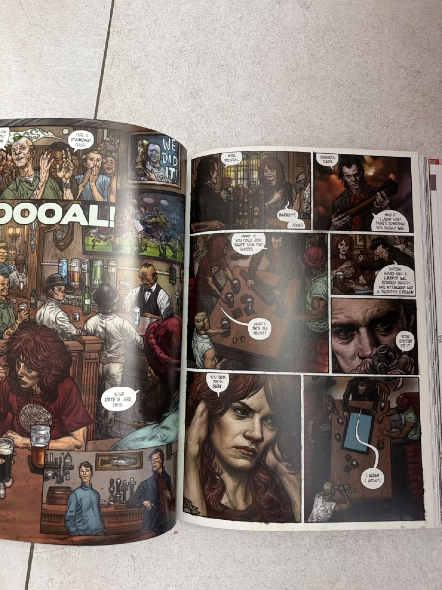 Comics: MADI: Once Upon a Time in the Future Graphic Novel – Gebraucht aus Martigny von Jacoosh1234 4