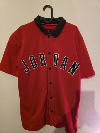 Jordan Hemd Shirt Rot Gr. S für den Sommer!