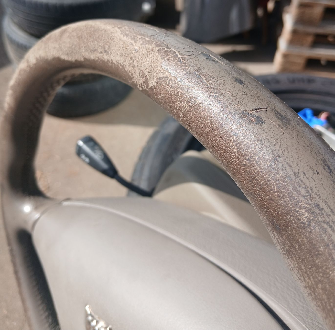 Jaguar Tutti pezzi di ricambio auto: Colonne de direction Jaguar XJ6 X300 – Usato da la heutte venduto da Auto-stock 1