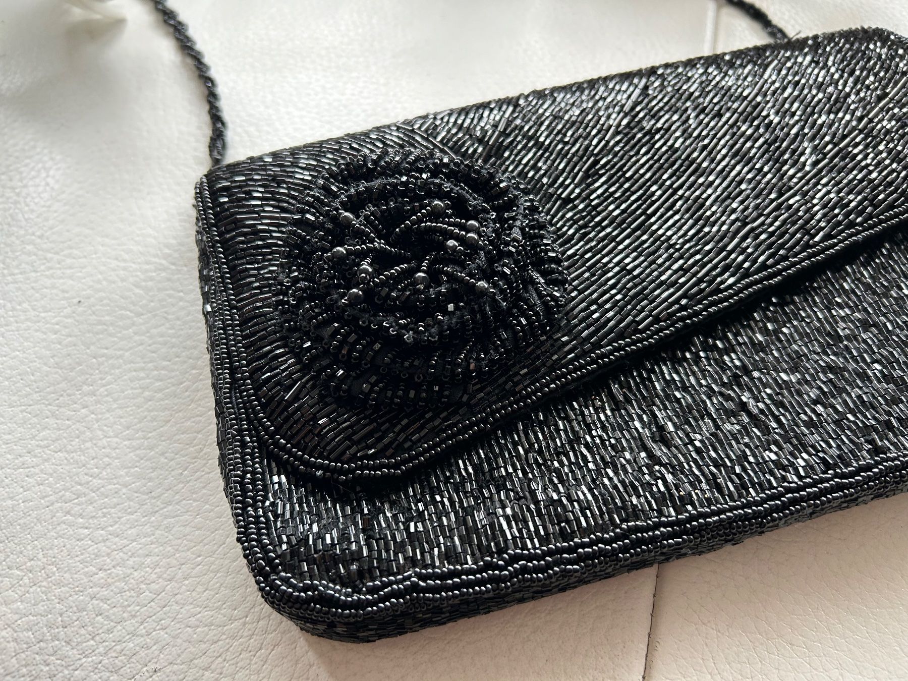 Borse da donna: Beaded black handbag – Usato da Rüschlikon venduto da Tey_sl 2
