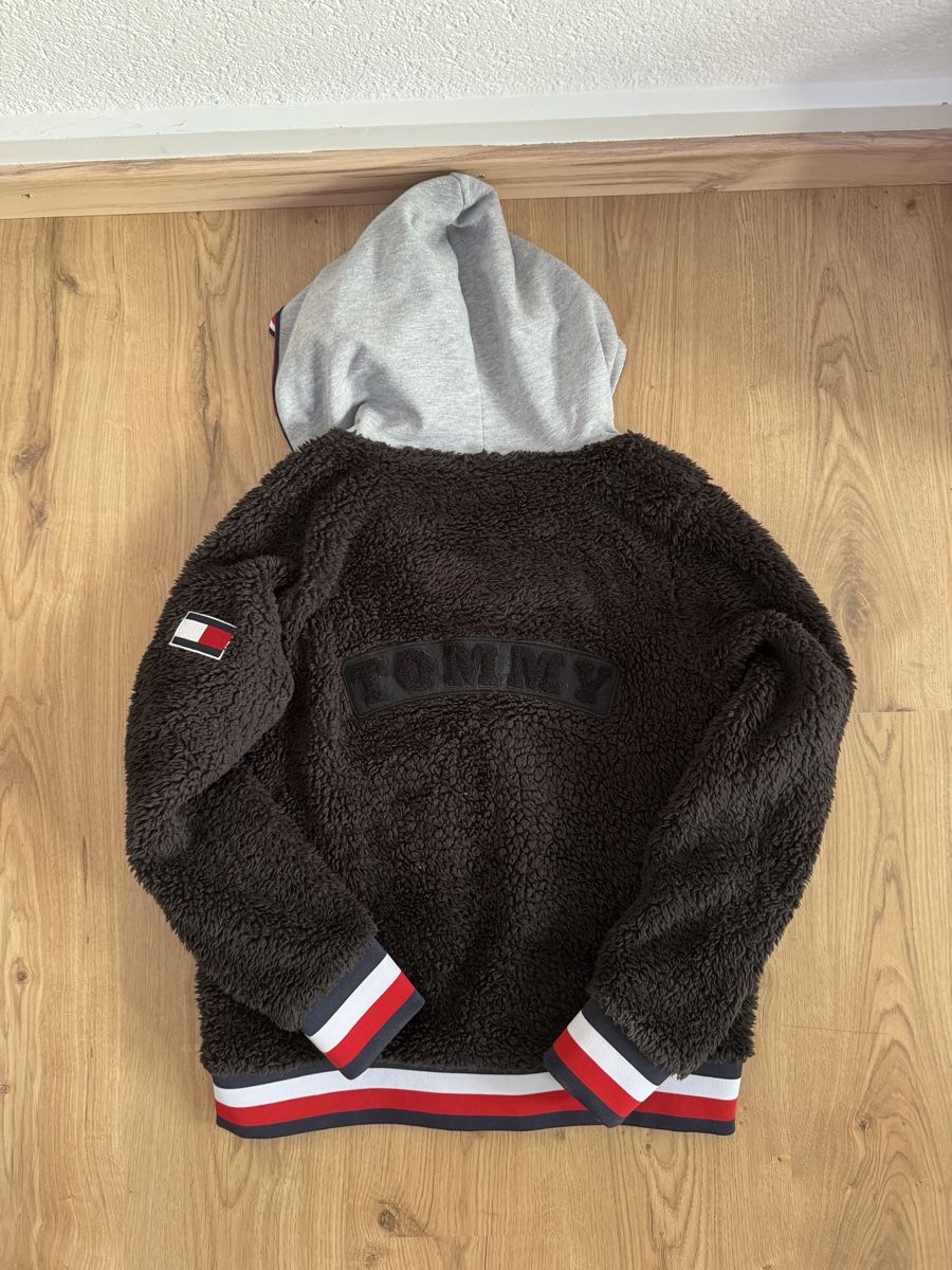 Tommy Hilfiger Giacche: Tommy Hilfiger Kapuzenjacke Teddyfleece – Nuovo (secondo la descrizione) da Liestal venduto da lea_j9xn 2