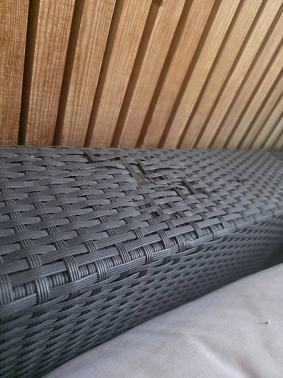 Sofas: GRATIS - Coole Outdoor Lounge – D'occasion à Zürich par AlexDecurtins 1