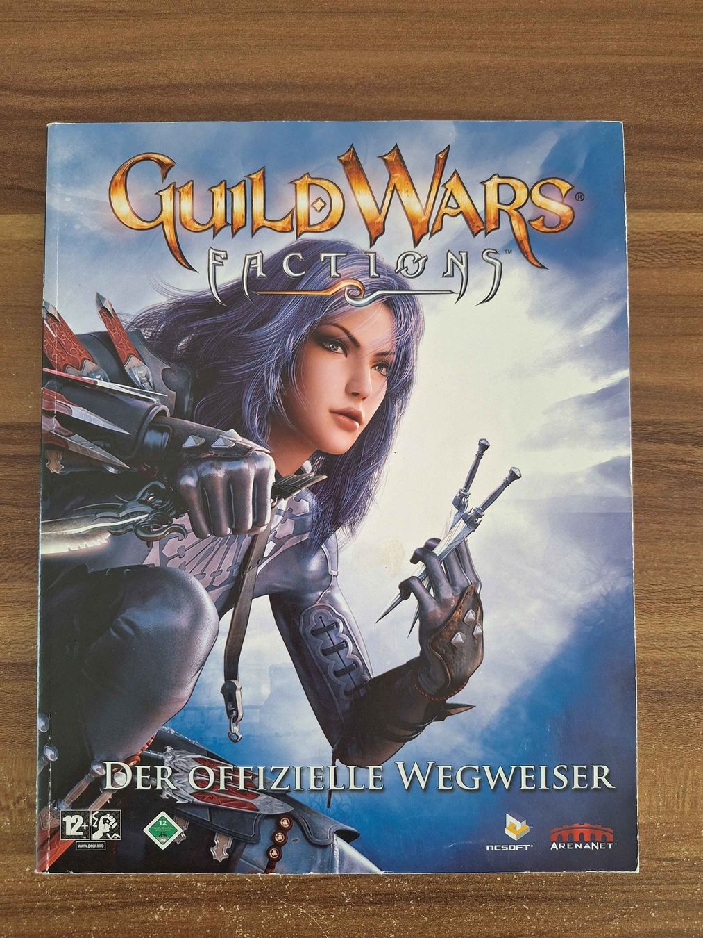 Libri: Guild Wars Factions offizieller Wegweiser – Nuovo (secondo la descrizione) da Grenchen venduto da LadyCalis