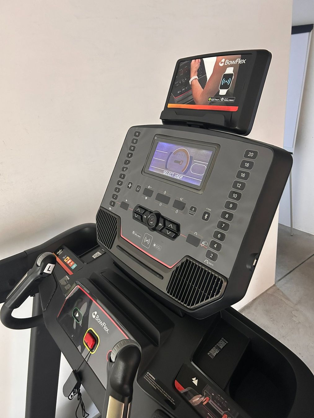 Bowflex Hometrainer: Laufband Bowflex T9 Treadmill - 2026 – Usato da Rheinfelden venduto da pmc_2dlg