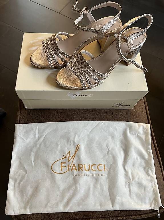 Scarpe da donna: Fiarucci Abendschuh – Usato da Meggen venduto da qiqi94 1