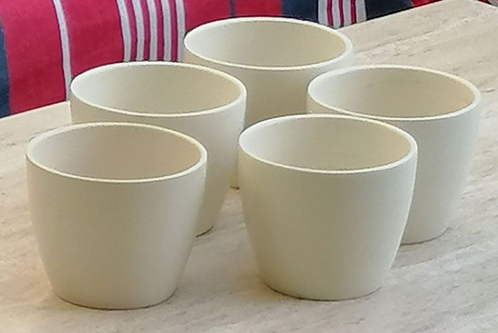 BALANSOHO Luftpflanzenhalter Aus Keramik – 3 Stück, Handgeformt, Weiß, Je 9x6 Cm