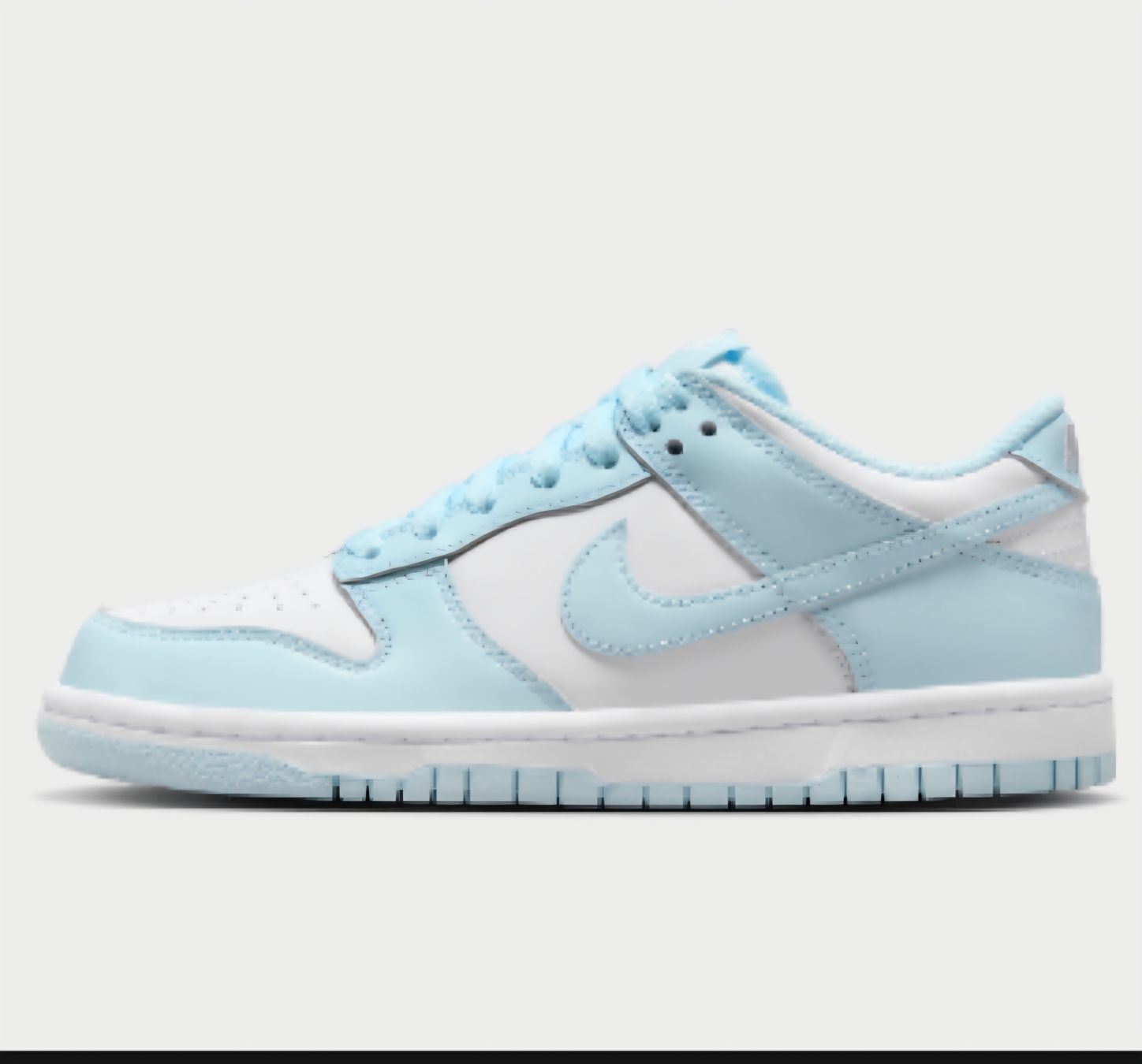 Nike Scarpe da donna: Nike Dunk Sneakers Grösse 36.5 – Usato da Winterthur venduto da Pumba_8400
