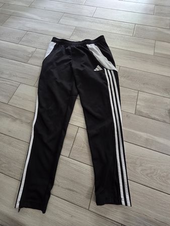 Trainingshose Adidas schwarz weiss Grösse M 