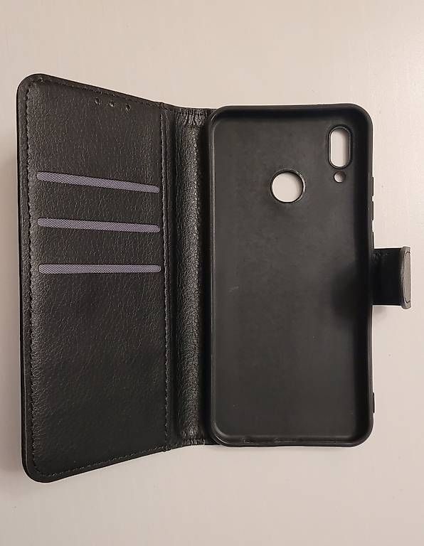 Huawei Cover & Protezioni schermo: Coque HUAWEI P20 Lite noire + 2 vitres protection – Nuovo (secondo la descrizione) da Montreux venduto da Aizi 1