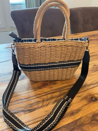 Stroh-Handtasche mit Schultergurt, neuwertig, Sommer ☀️
