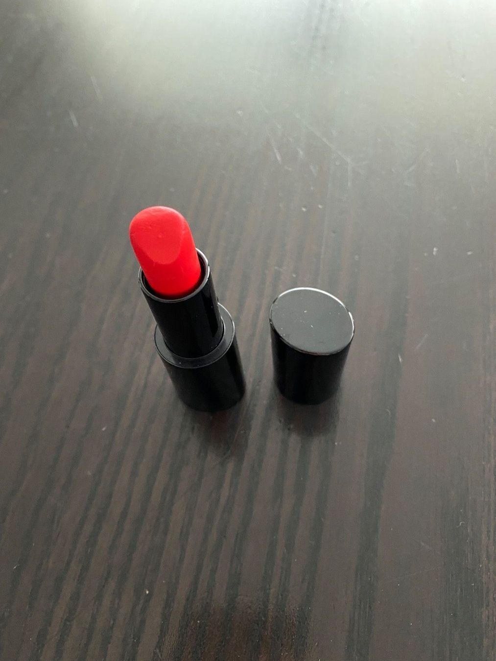 Maquillage: Giorgio Armani rouge d’Armani 401 – D'occasion à Courgevaux par missceline5 2