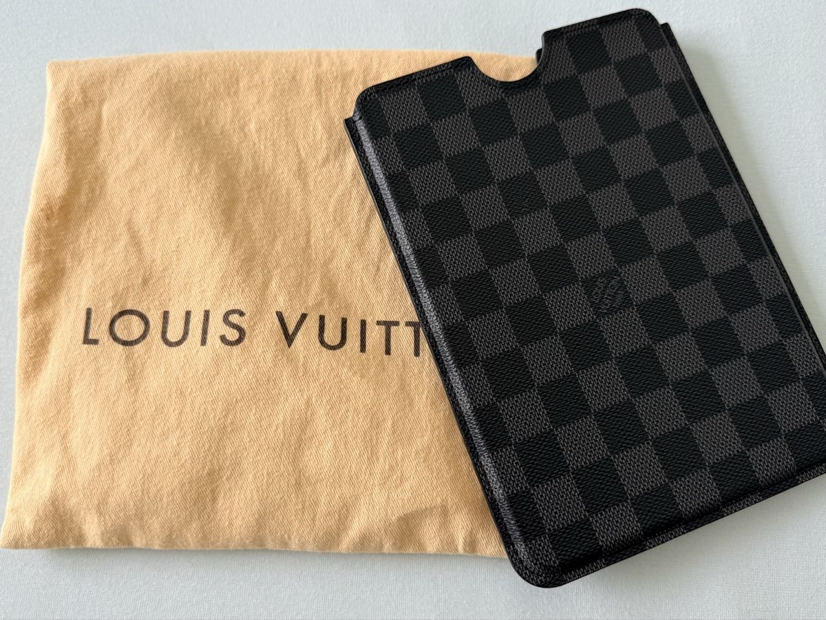 Louis Vuitton Covers & Borse: Pochette iPad Mini Louis Vuitton – Usato da Marly venduto da Nor_al3