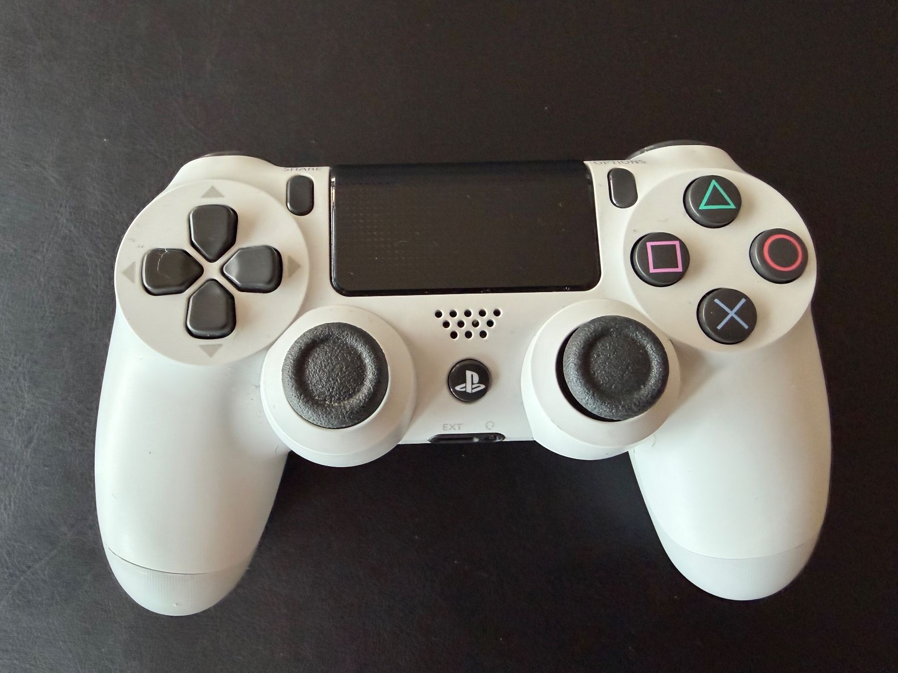 Sony Manettes: Original Sony DualShock 4 Controller Glacier White | PS4 – D'occasion à Horgen par rei_8k7q