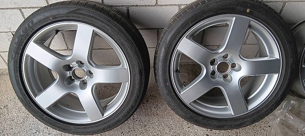 Volkswagen Jantes: Original VW Felgen 17" – D'occasion à Buttisholz par gaz_n2xy 1