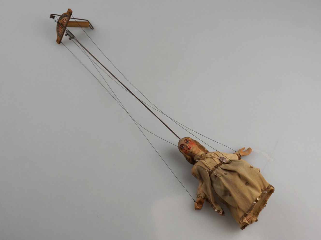 Poupées: Holz-Marionette – D'occasion à Rüti ZH par Restwert_Rueti_ZH