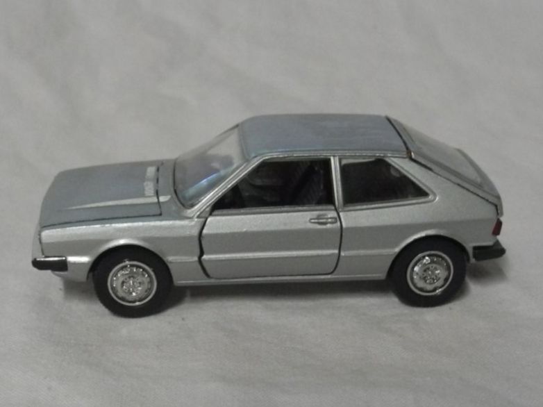 Schuco Voitures modèles: SCHUCO  NR. 301620  VW SCIROCCO   1:43   UNBESPIELT – D'occasion à Gurtnellen par Murmeli99 1