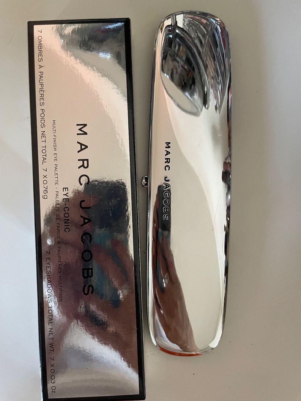 Maquillage: Marc Jacobs Eyeshadow Palette, voll – D'occasion à Zürich par deruja 3