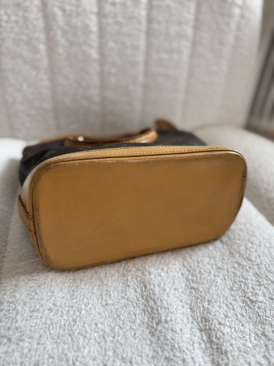 Louis Vuitton Taschen für Damen: Louis Vuitton Lockit Vertical PM Monogram Canvas – Gebraucht aus Wittenbach von Apicel 1