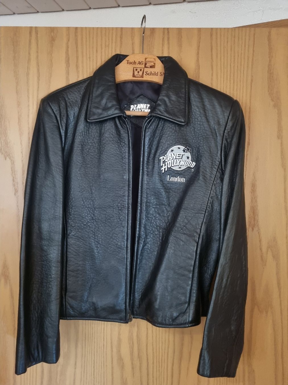 Giacche: Planet Hollywood Lederjacke – Nuovo (secondo la descrizione) da Maisprach venduto da Mel050