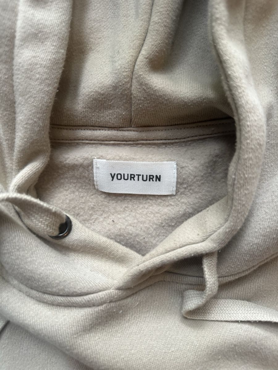 Pullover & Sweatshirts: Yourturn Hoodie Beige Grösse M – Gebraucht aus Stadel(Winterthur) von Sikuvan 1