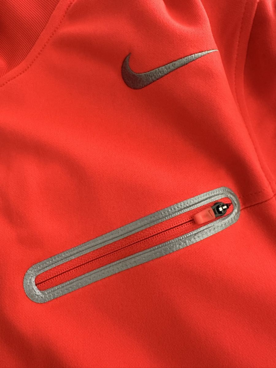 Nike Jacken: Nike Trainingsjacke Grösse M/L – Neu (gemäss Beschreibung) aus Mörschwil von sam_man 2