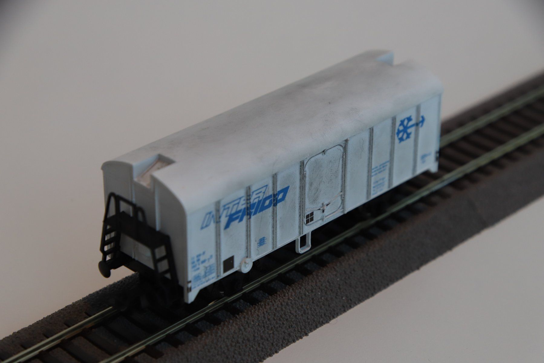 Liliput Modellini di ferrovie: Liliput Kühlwagen InterFrigo – Usato da Neftenbach venduto da Froeschl1 1