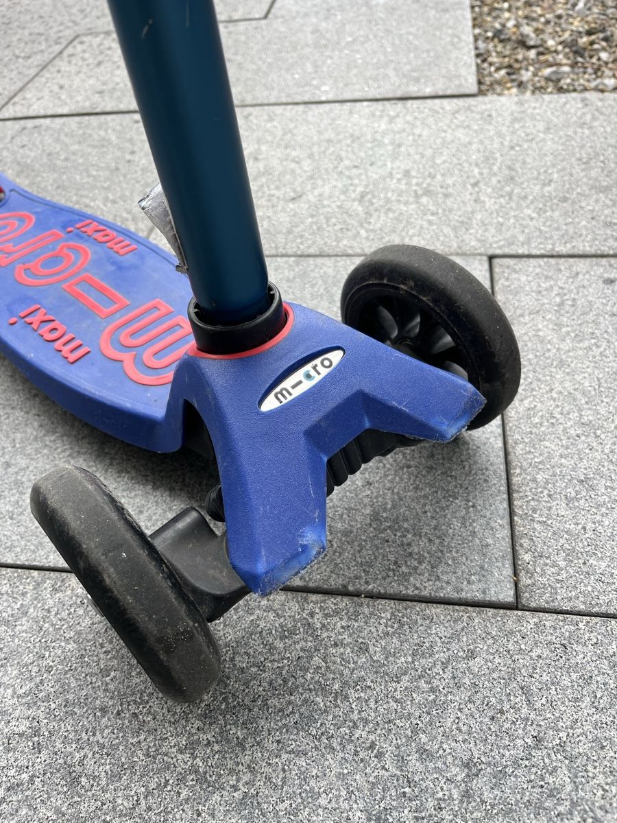Micro Kickboard: Micro Maxi Deluxe Scooter – Usato da Greifensee venduto da daniel1982 2