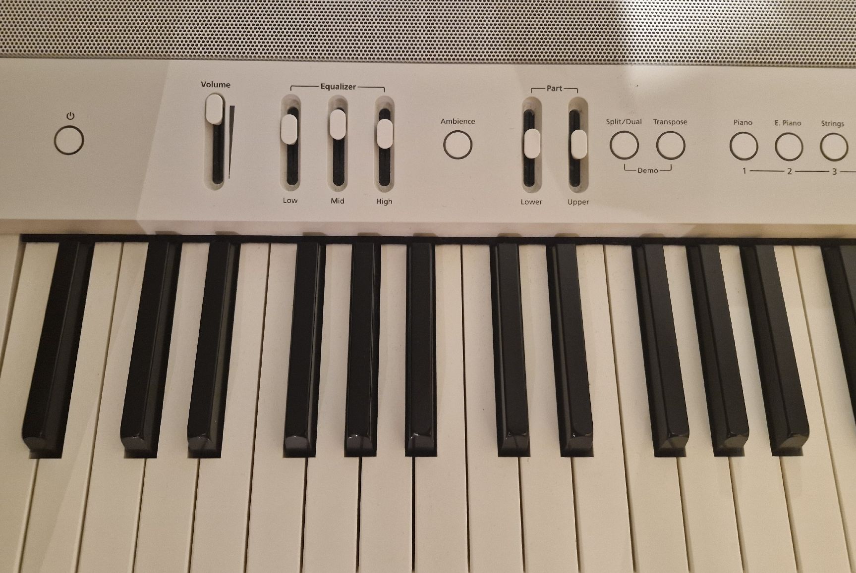Roland Strumenti musicali: Piano FP-90  – Usato da Ipsach venduto da solune 4