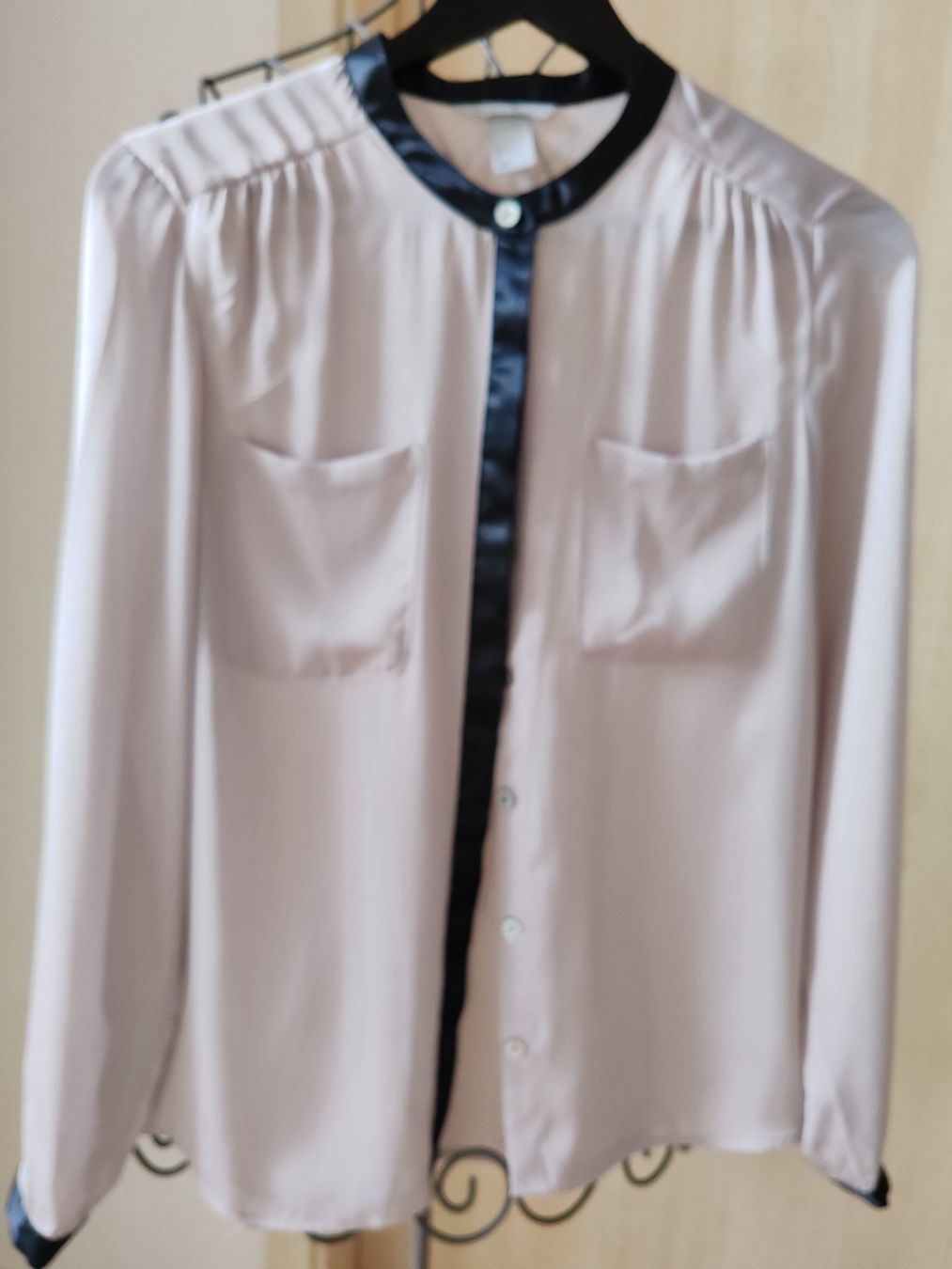 H&M Camicette: Leicht transparente Bluse von H&M – Nuovo (secondo la descrizione) da Egnach venduto da bgdo26