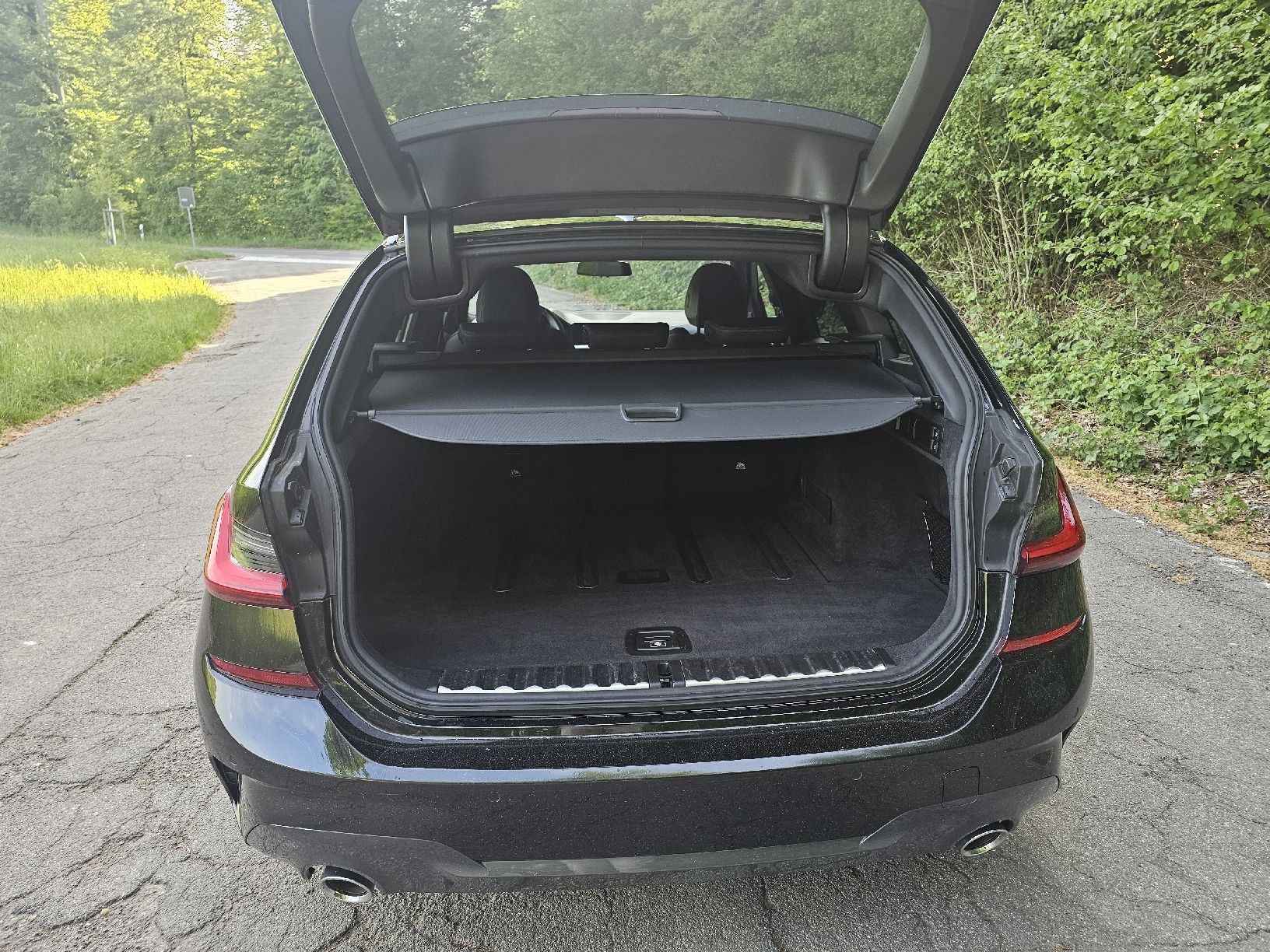 BMW Automobili: BMW 320d xDrive M-Paket – Usato da Wermatswil venduto da Mark_1 8