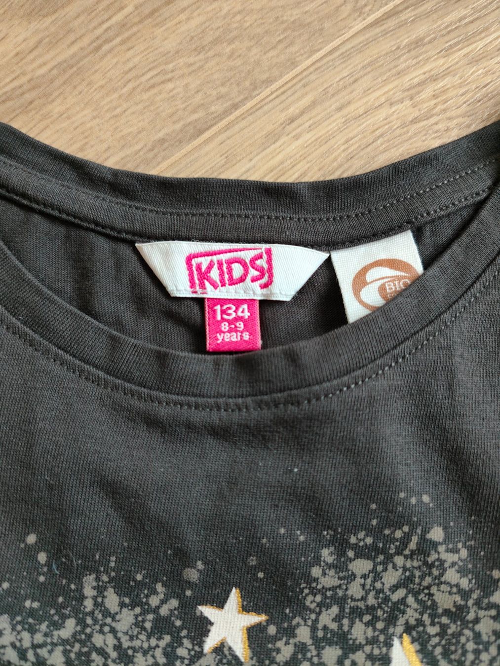 Blusen, T-Shirts & Tops: Langarm Shirt "Rock & Stars" - Gr. 134 – Gebraucht aus Kirchleerau von hop82 2