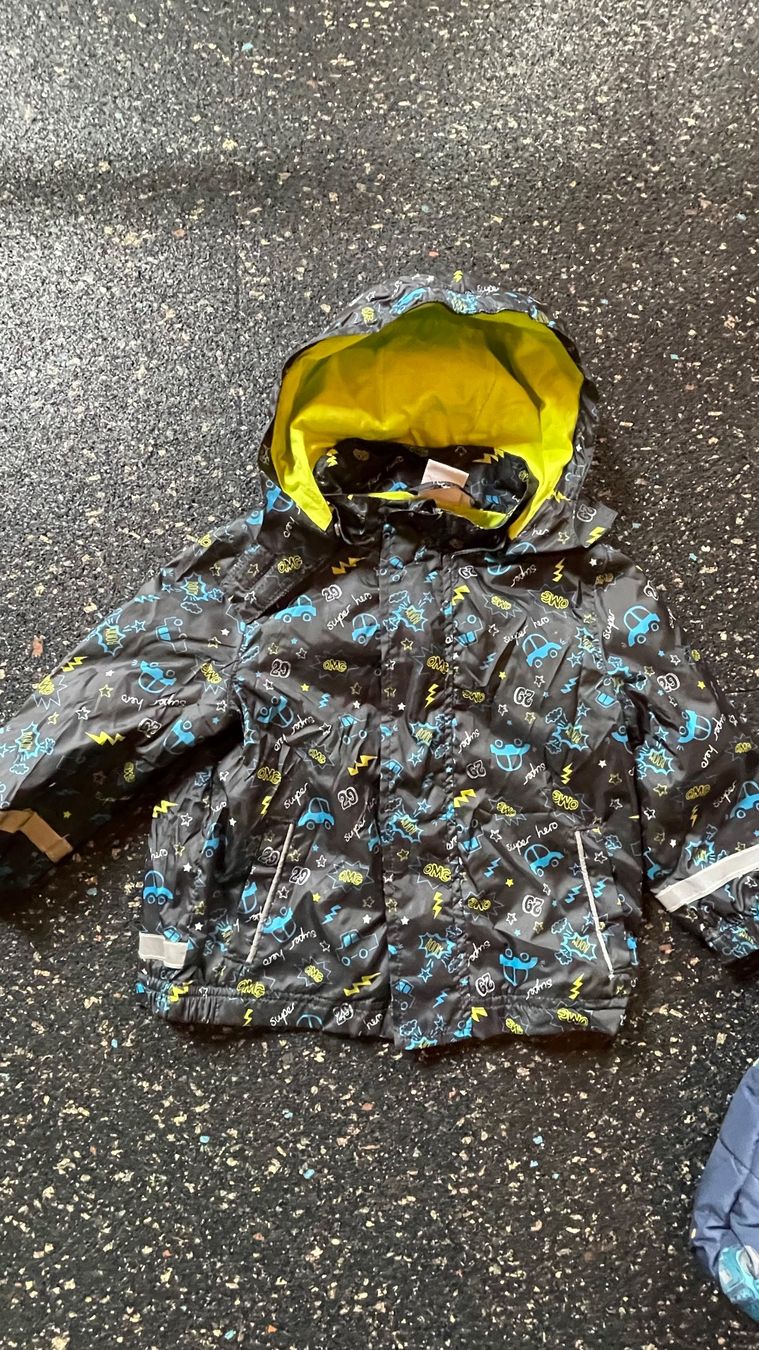 Jacken & Mäntel: Regenjacke Winterjacke – Gebraucht aus Niederrohrdorf von Aldi01 3
