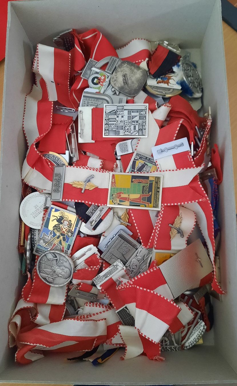 Medaglie: Schützenabzeichen – Usato da Oftringen venduto da wer007 1