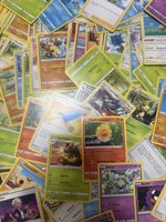 Pokémon Sammelkarten Konvolut gemischt guter Zustand