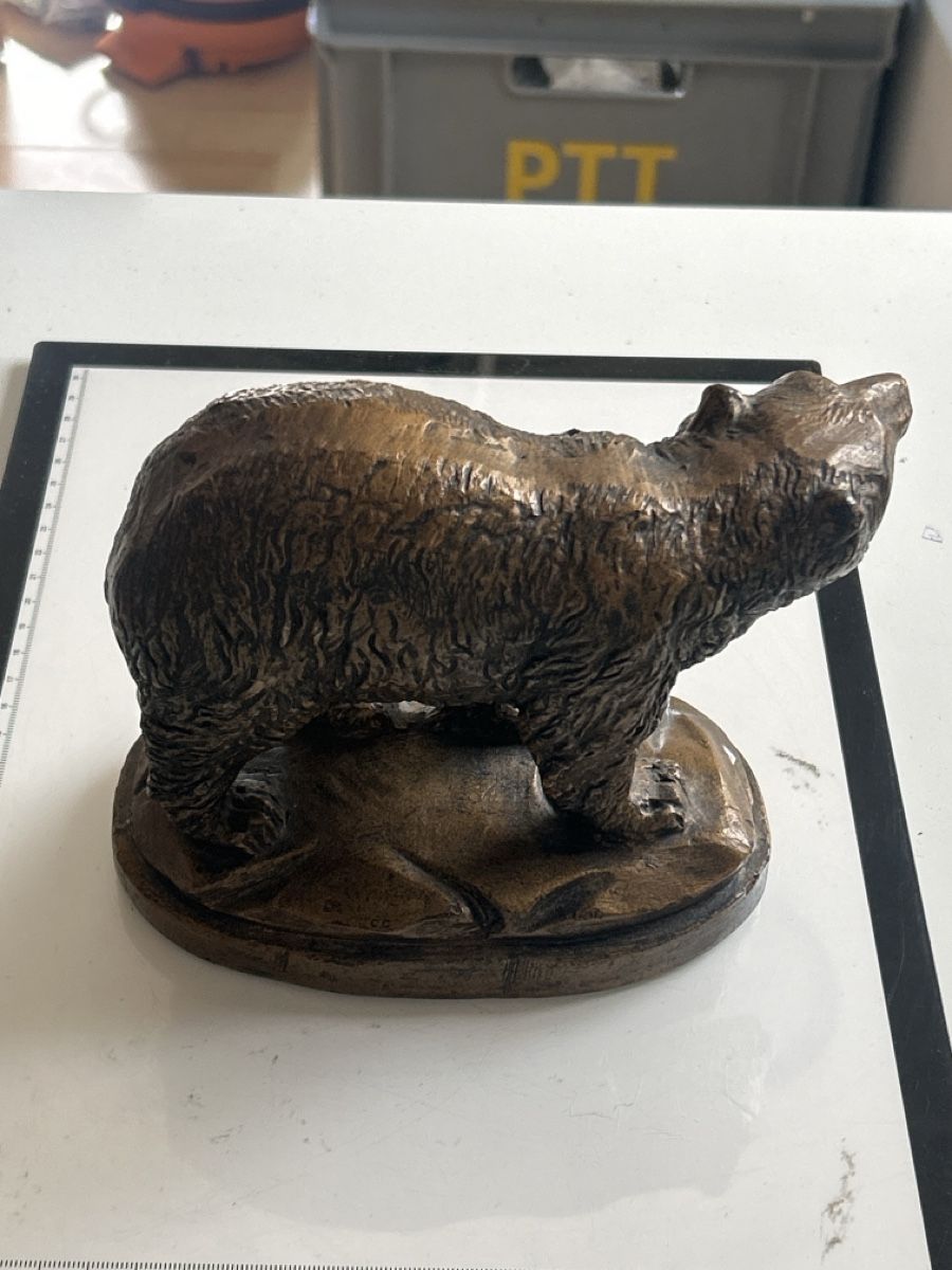 Statuette: Bronzefigur Bär auf Sockel Kunstobjekt(I10) – Usato da Neuenhof venduto da bro_9zsg 2