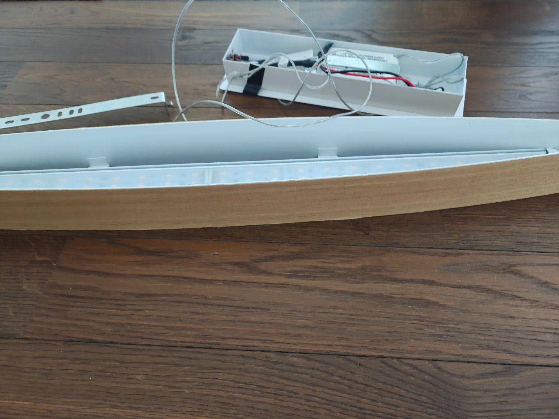 Lampadari & plafoniere: Decken Lampe Holz Optik – Usato da Uster venduto da jen_t8jy 2
