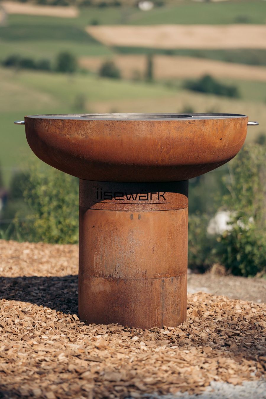 Bracieri: iiseschale // Feuerkugel // Feuerschale – Nuovo (secondo la descrizione) da Bennwil venduto da BT-Metallbau-GmbH
