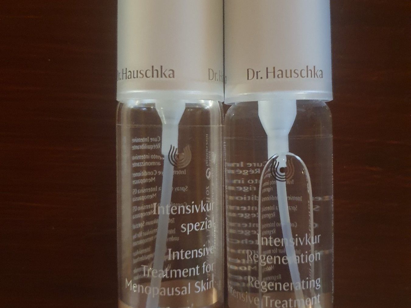 Dr. Hauschka Cura del viso: Dr. Hauschka Intensivkur – Usato da Moosseedorf venduto da Sonnenschein..