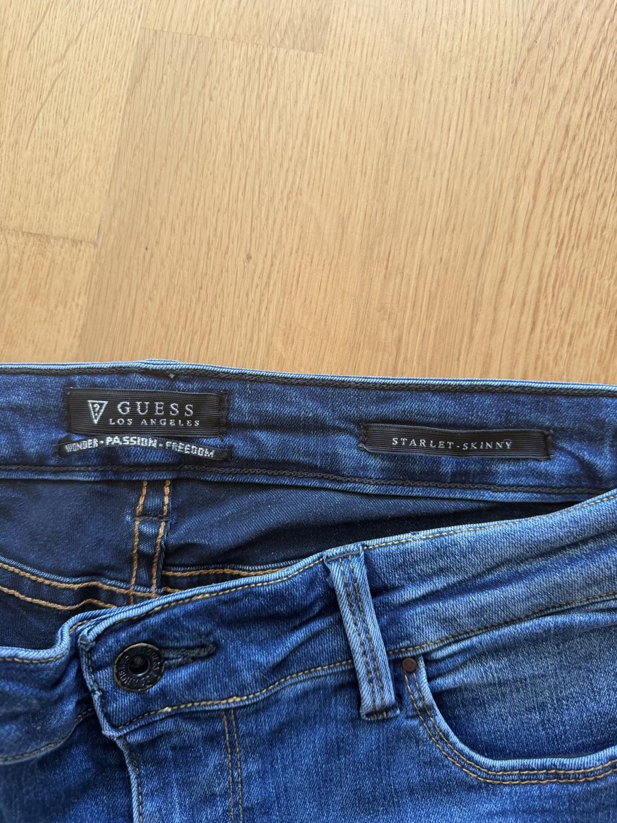 Guess Pantaloni: Guess damen hose – Usato da Rümlang venduto da Ze933 1