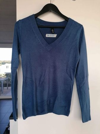 Blauer Pulli / Pullover mit V-Ausschnitt Gr. S