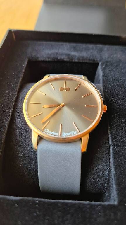 Uhren: Montre Charles BowTie avec 2 bracelets interchangeables – Gebraucht aus La Chaux-de-Fonds von danydeneuch 2