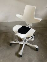HAG Bürodrehstuhl Capisco Puls