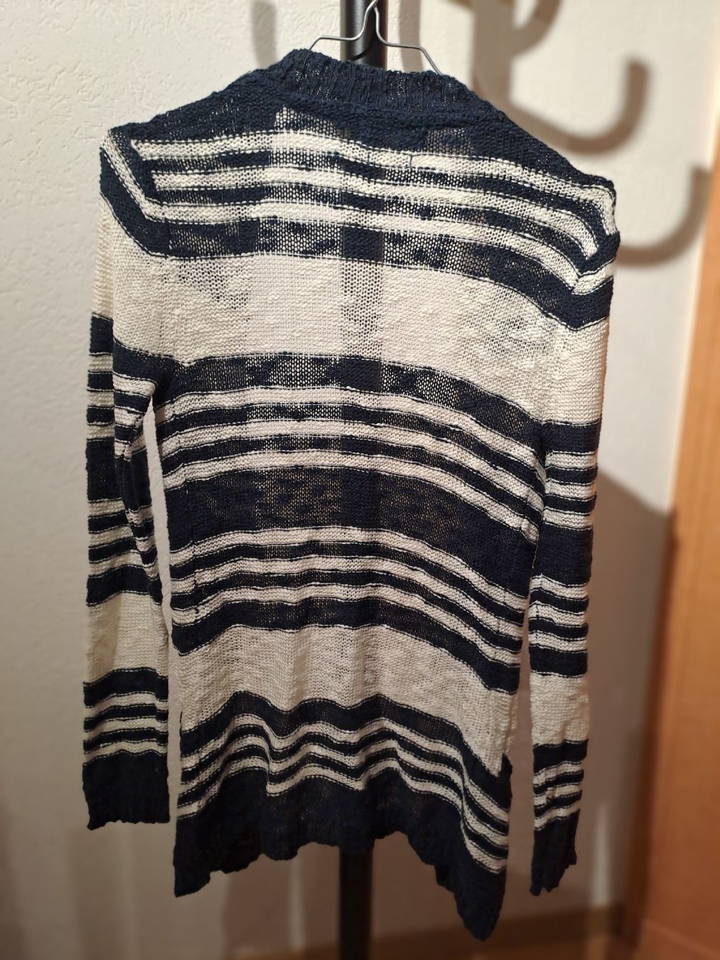 Roxy Maglioni & Felpe: Cardigan Roxy, Taille S – Usato da Valeyres-sous-Montagny venduto da Romy. 2