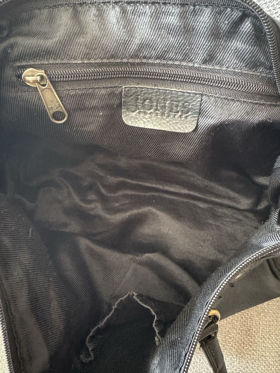 Sacs femmes: Y2K Ledertasche Jones Bootmaker  – D'occasion à Balsthal par Narulya 5
