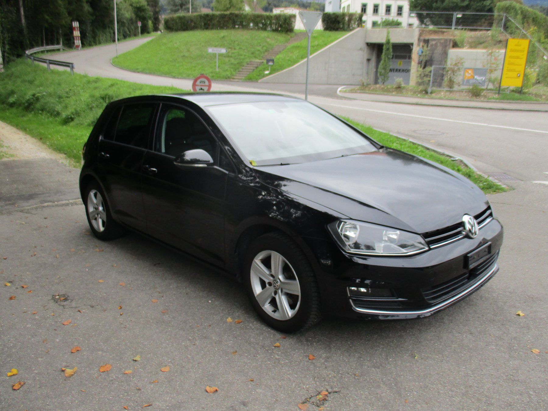 VW Automobili: VW Golf 7 DSG frisch ab MFK – Usato da Riedholz venduto da Riedholz-Garage 2