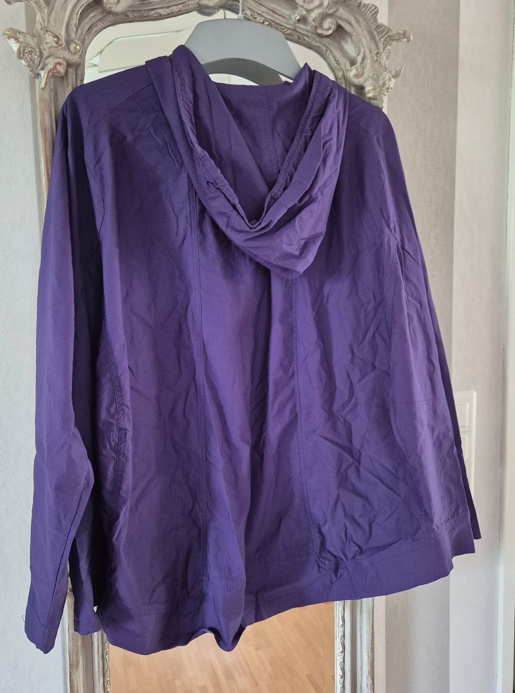 Rundholz Giacche: Rundholz Jacke mit Kapuze Gr. M Oversize – Nuovo (secondo la descrizione) da Tagelswangen venduto da GABGABFI 1